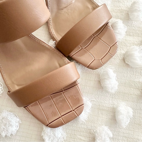 | dv by dolce vita • selsta textured open toe heel • size 6 | - Picture 4 of 10